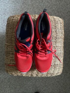 Reebok Men’s Red and Black Lace-Up Sneakers (brand new, never worn, no box)